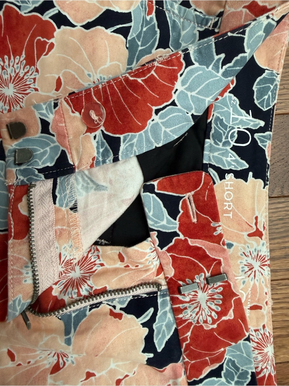 Ann Taylor Loft, Floral Print Bermuda Shorts in Red & Peach on Navy - Picture 5 of 5